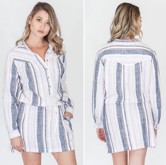 XiRENA Dresses & Skirts - 💥SALE💥XIRENA Emersyn Multi Striped Dress